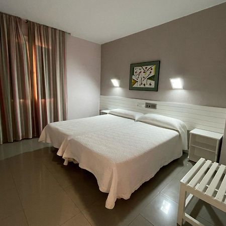 Hotel Fidalgo Каламоча Экстерьер фото